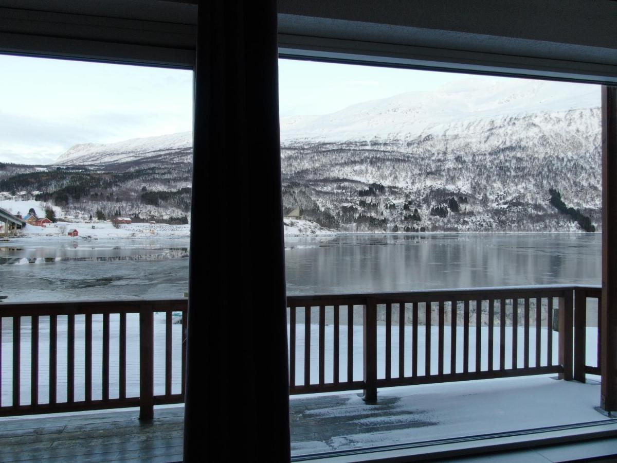 Arctic Inn Gratangen Kültér fotó